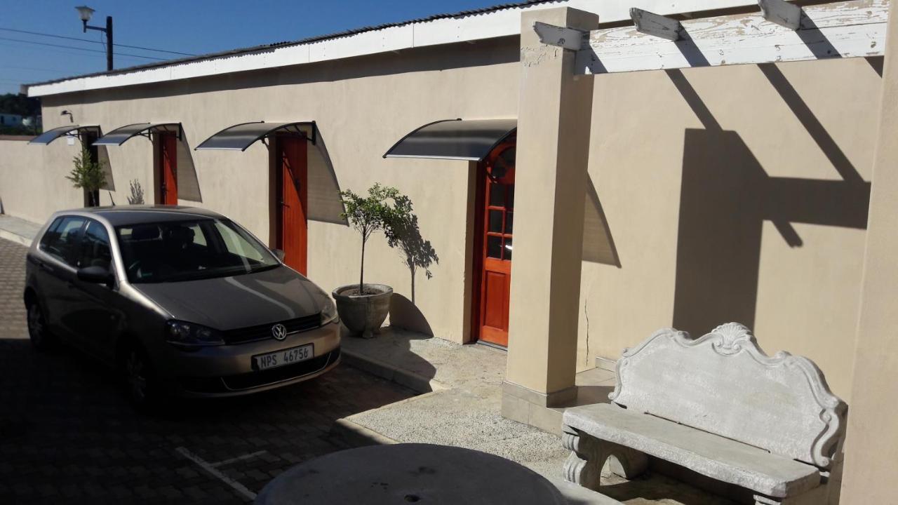 Emampingeni Lodge Bizana Extérieur photo